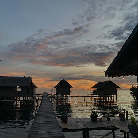 Nyanse Homestay - Raja Ampat Besir Экстерьер фото