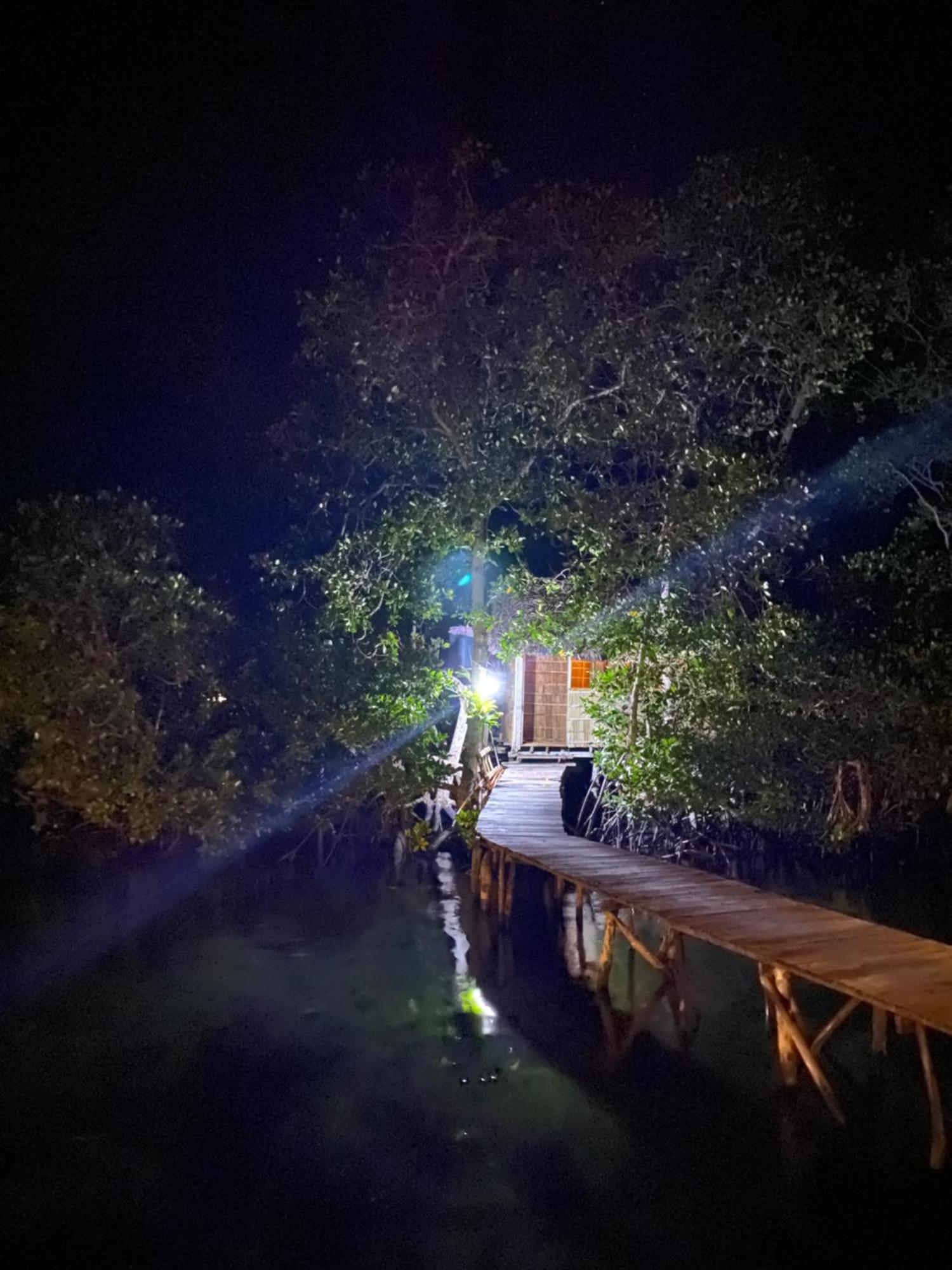 Nyanse Homestay - Raja Ampat Besir Экстерьер фото