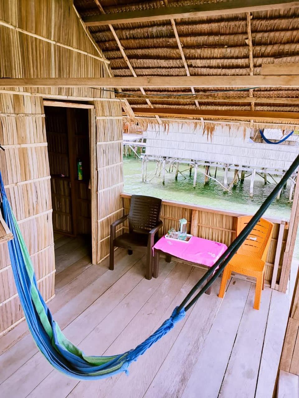 Nyanse Homestay - Raja Ampat Besir Экстерьер фото