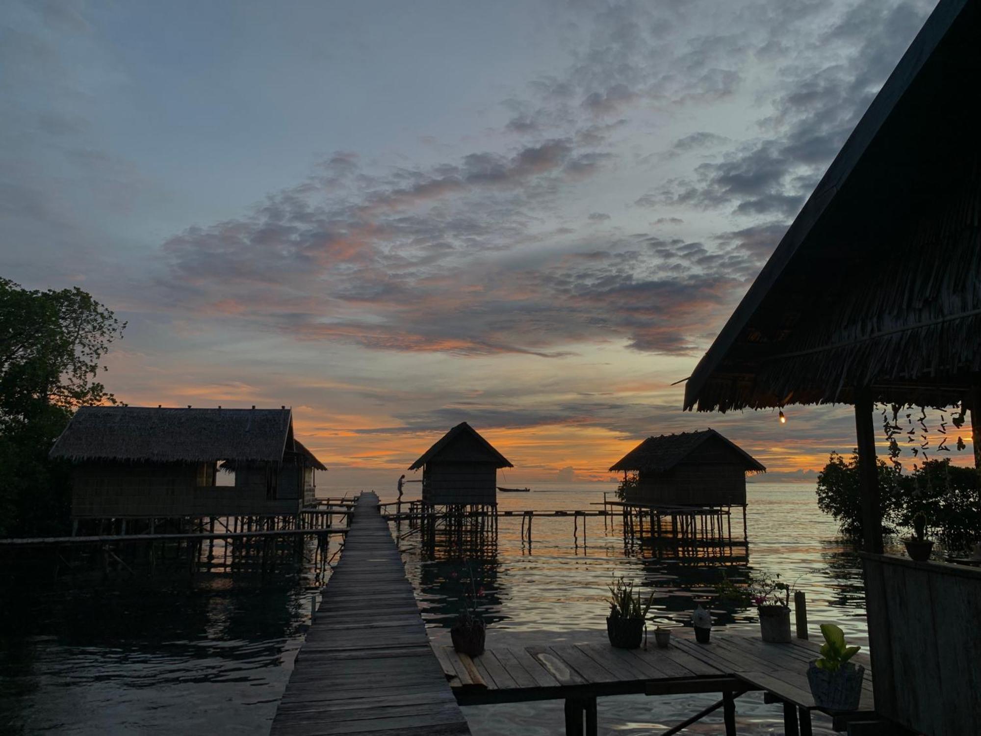 Nyanse Homestay - Raja Ampat Besir Экстерьер фото